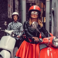 Huile Moteur 2 Temps Semi-Synthétique SCOOT CITY FRAISE - IPONE